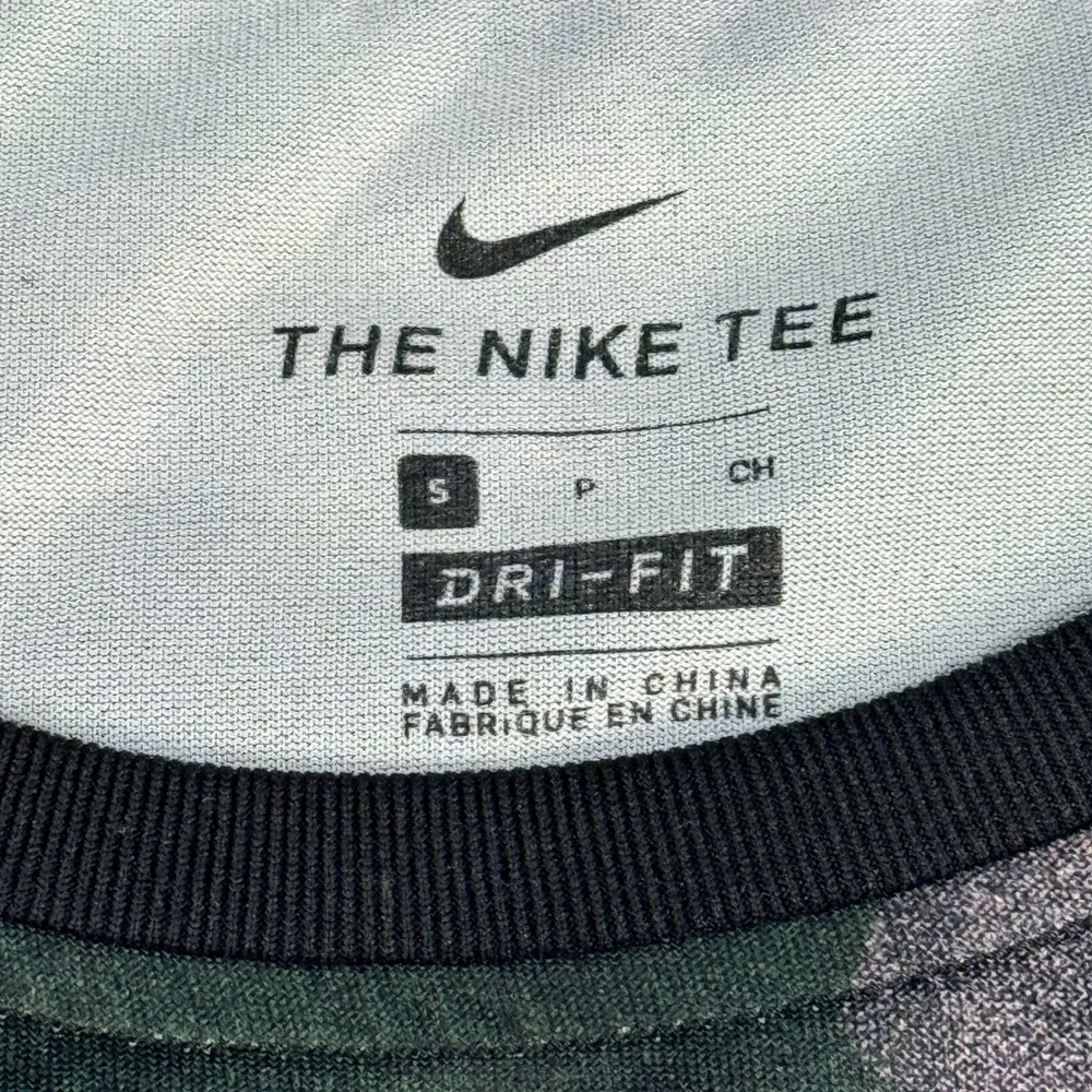 Nike‎ Womens Tank Top Dri-FIT Camo High Neck S Green Performance Polyester